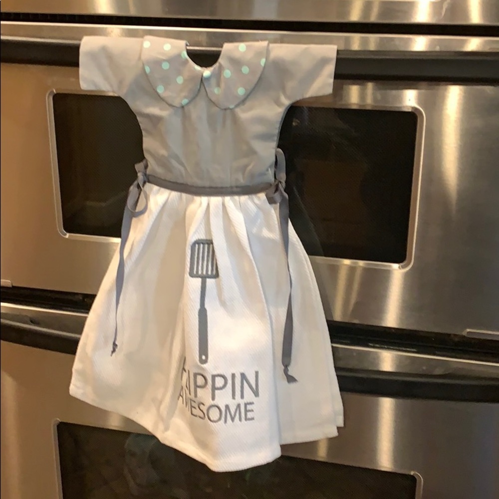 Hand towel to dry your hands